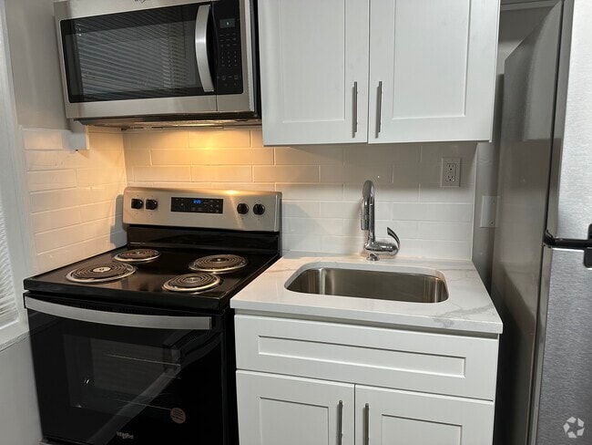 Building Photo - 2680 John F Kennedy Blvd Rental