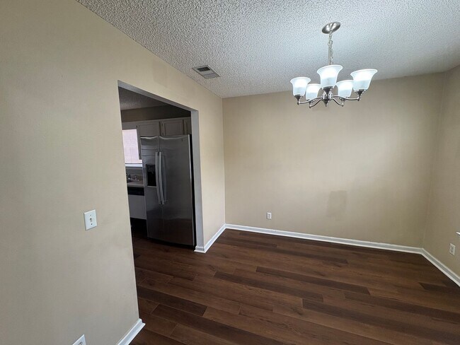 Photo - Great Georgetown Home