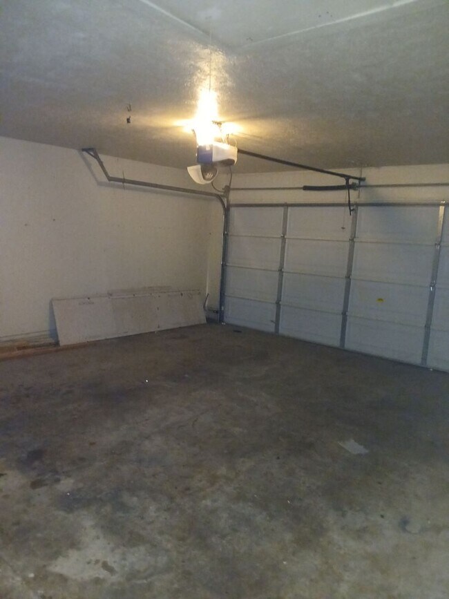 809 Audra Ln