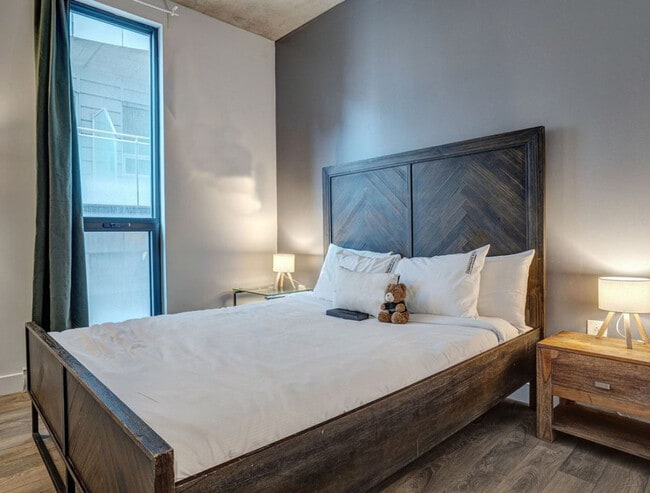 Photo - 510 Richards St Unité SI ID1358023P