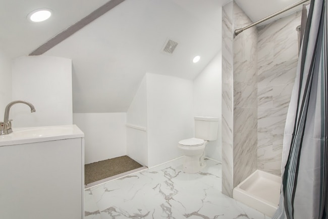 Photo - 233 Glenwood Ave