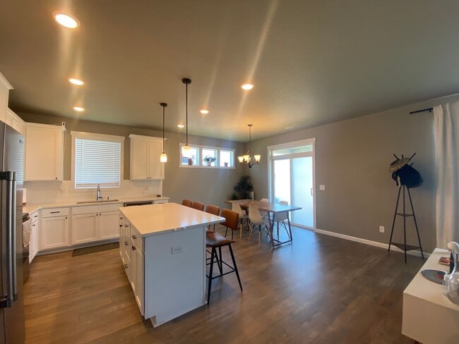 Photo - 8920 W Caelen Ave