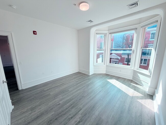 Photo - 19 N Duke Apartamentos