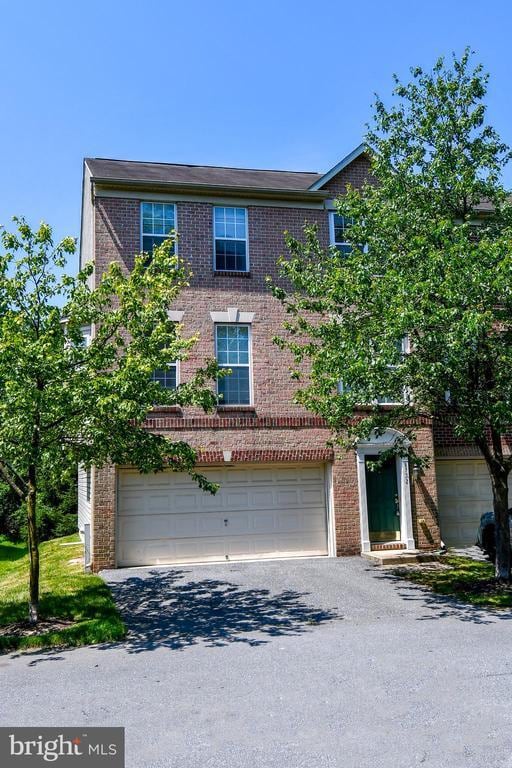 Photo - 8772 Lincoln St Townhome