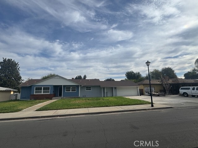 Photo - 3679 Crowell Ave