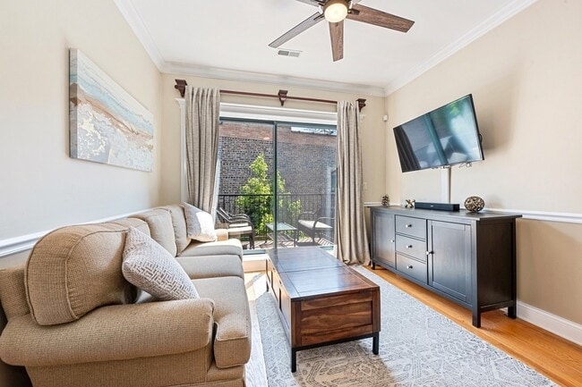 Photo - 625 W Arlington Pl