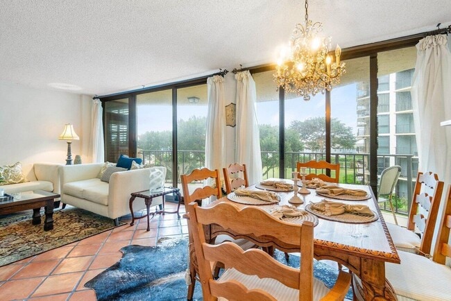 Photo - 899 Jeffery St Unit 3050