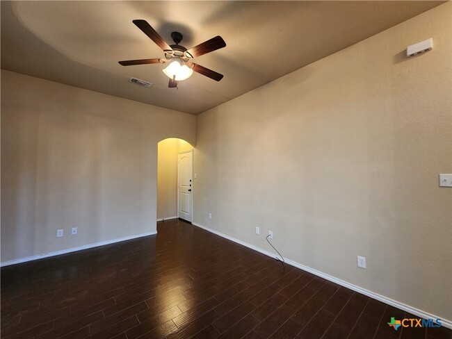 Photo - 303 Rosalie Dr