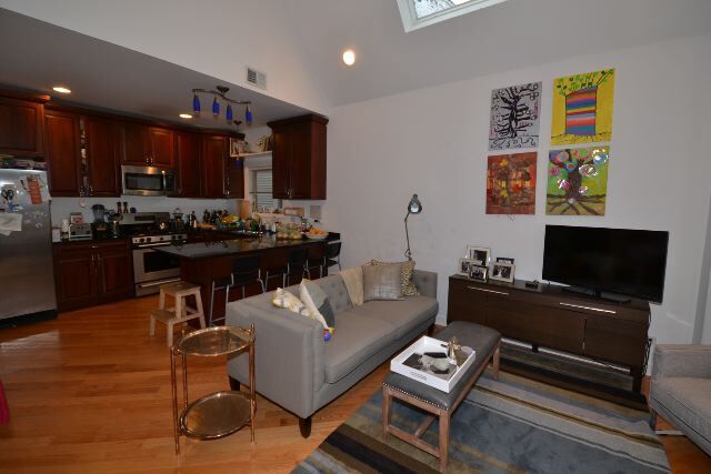 Photo - 3127 N Hoyne Ave Unit J09P