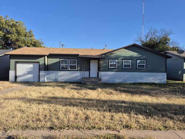 Building Photo - 5403 Avenue B