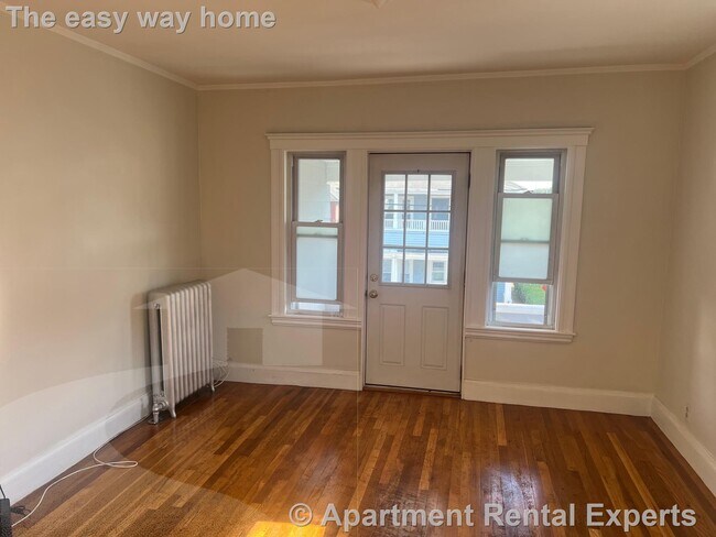 Photo - 73 Frederick Ave Unit #2