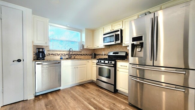 Photo - 11415 Bristle Oak Trl