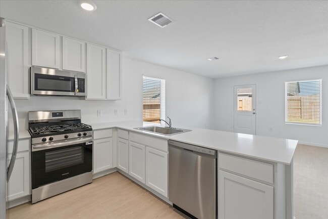 Photo - 28922 Rustic Windmill Wy