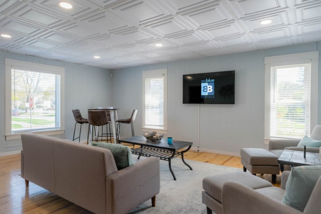 Building Photo - 430 Lyon St