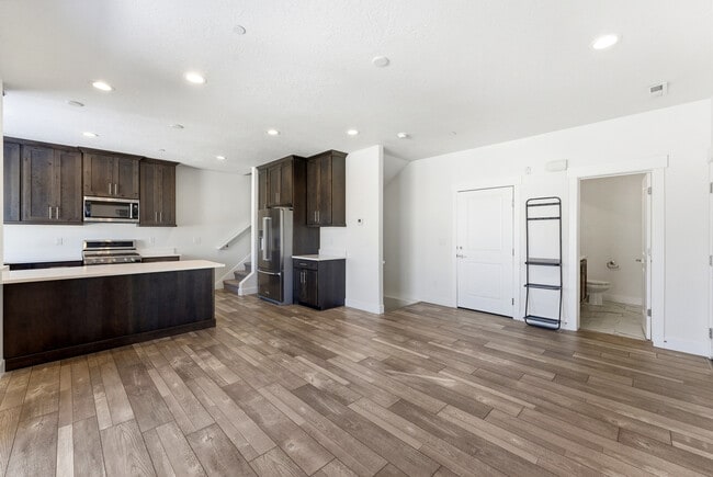 Photo - 3342 Santa Fe Rd