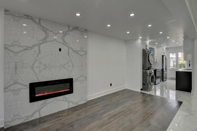 Photo - 8807 Rue Verville Unit 8807 Verville