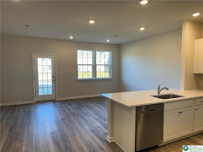 Photo - 1244 Susan Cir