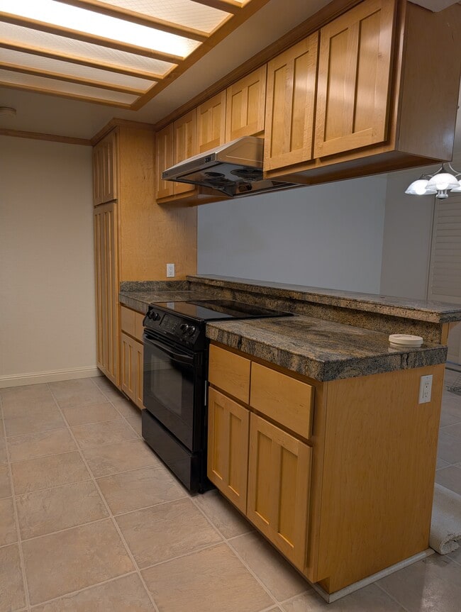 Photo - 1952 Pomar Way