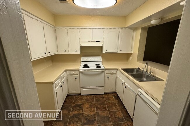 Photo - 1813 Country Village Blvd