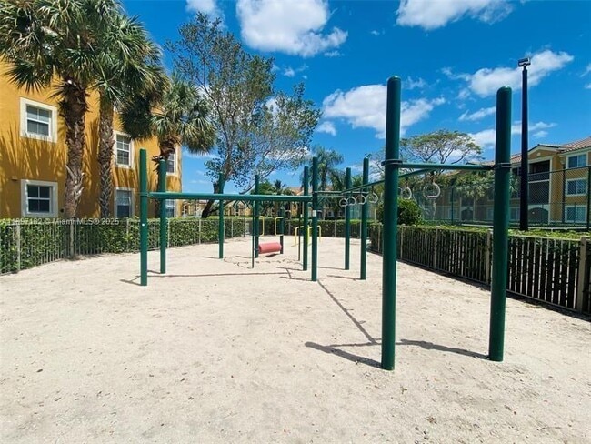 Photo - 3 bedroom in Miramar FL 33025