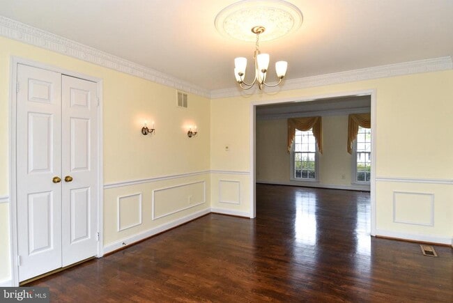 Photo - 1221 Forestville Dr