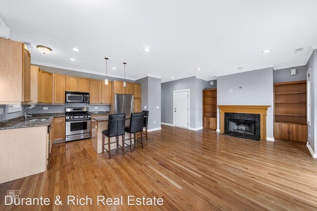 Photo - 2 br, 2 bath House - 3436 N Ashland Unit 2s