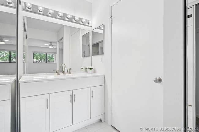 15450 PEMBRIDGE E Ave Unit 192