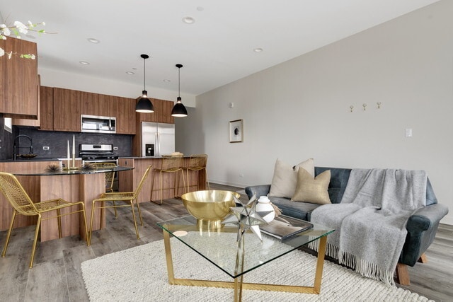 Photo - 740 E Irving Park Rd Unit 3W