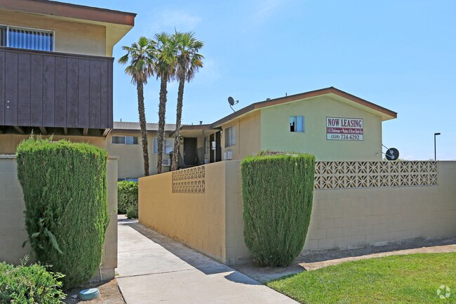 Palm Apartments - Palm Apartments