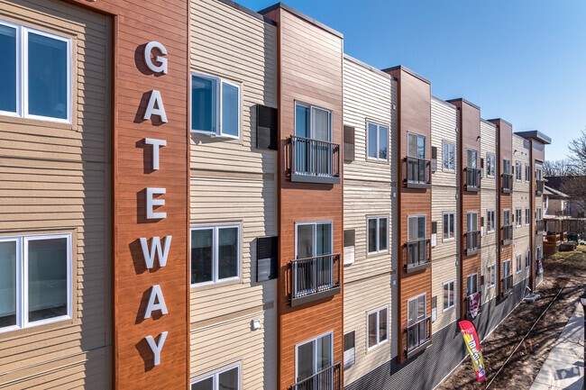 Building Photo - Gateway Apartments