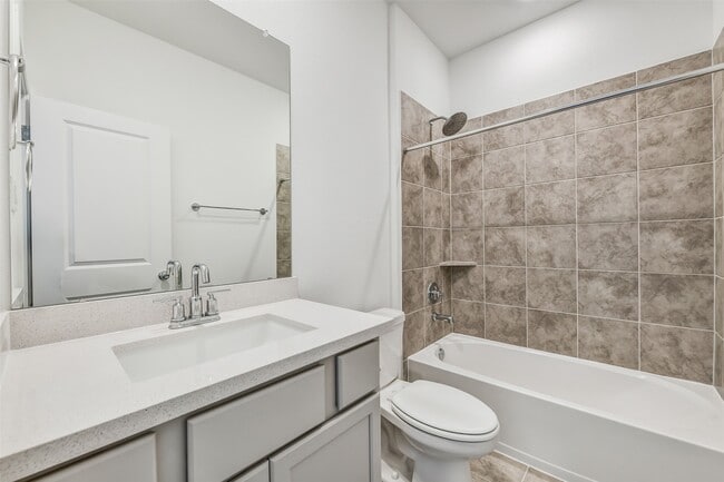 Photo - 1673 Birch Lk Ln