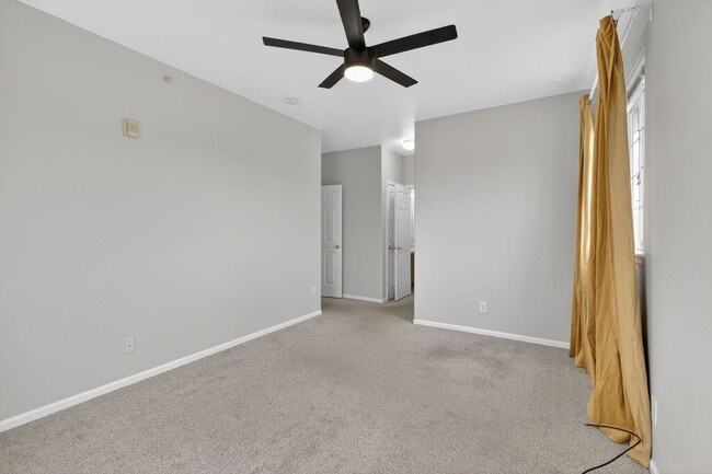 Photo - 4451 S Ammons St