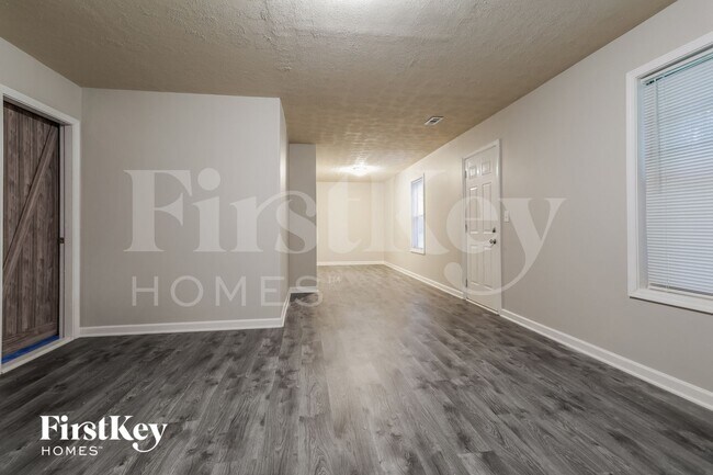 Photo - 1923 Paynes Point