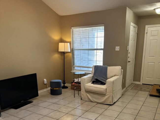 Photo - 1014 Sun Meadow Ct