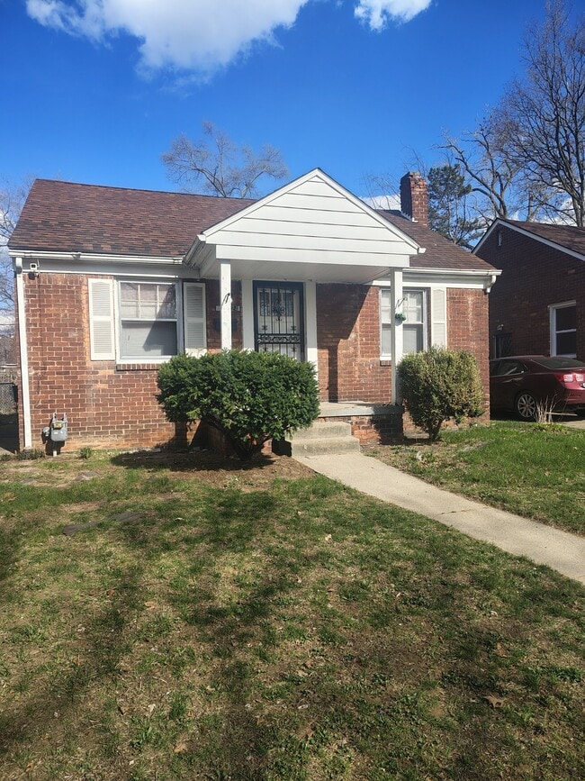 Building Photo - 19324 Avon Ave