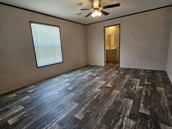 Photo - 6671 Hidden Oaks Dr