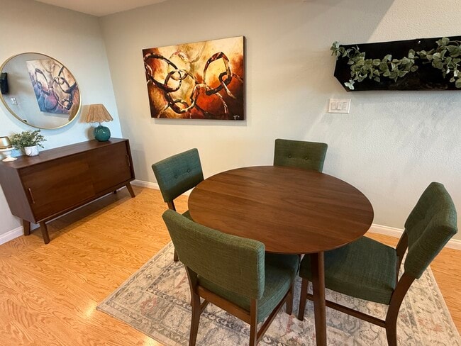 Photo - 1440 Veteran Ave Unit 557