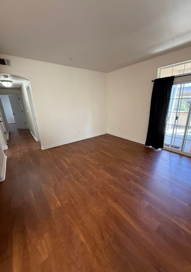 Photo - 3 Bedroom Condo in Sunrise Hills Unit 5K