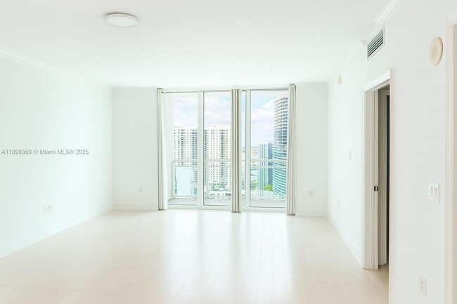 Photo - 951 Brickell Ave Unit 3103