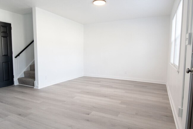 Now Pre-leasing: Scenic Hills Homes 2 Bedr... - Now Pre-leasing: Scenic Hills Homes 2 Bedr...