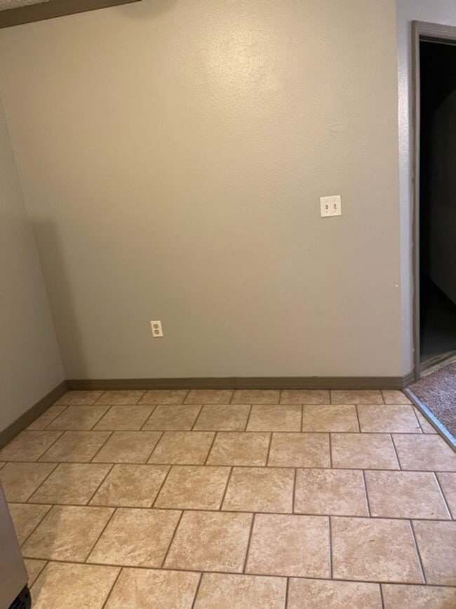 Photo - 1702-1704 N. Lewis Ave Unidad LEWIS 1704-1