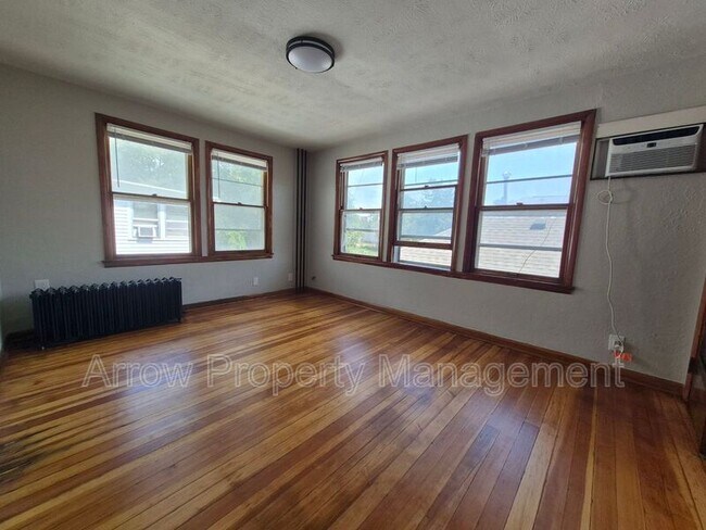 Photo - 2601 Vine St Unidad 3