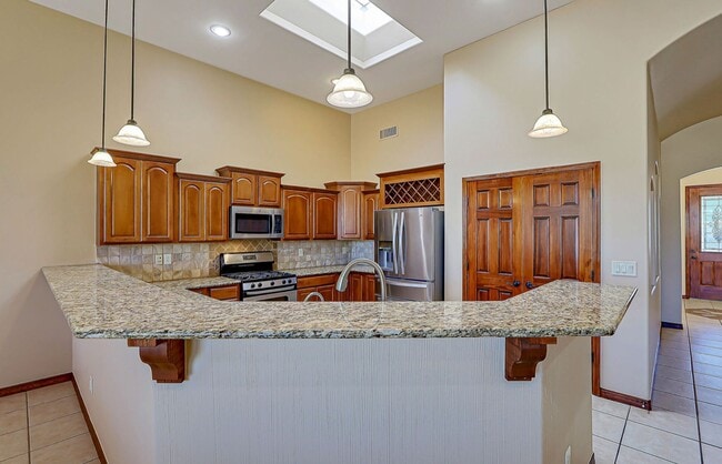 Photo - Beautiful Home in Sonoma Ranch with Amazin...