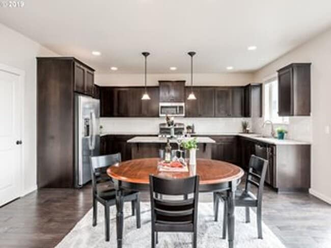 Photo - 4 Bedroom Home on Quiet Street w/Office on Main Level!