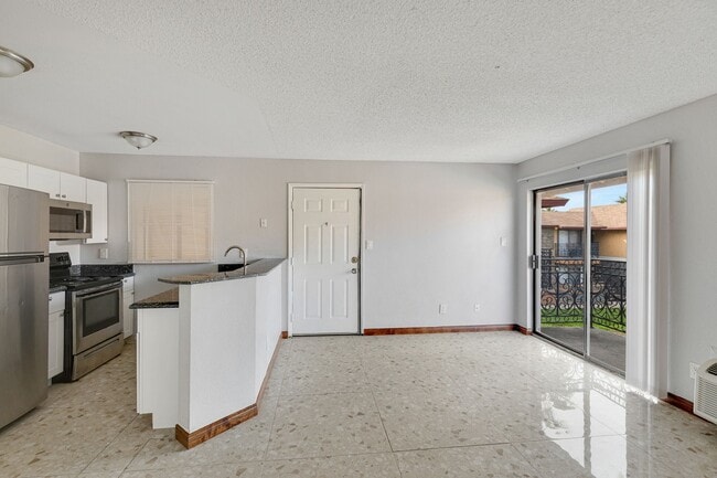 Country Creek Apartments