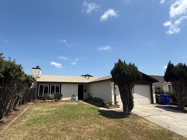 Beautiful 3B/2BA House in Mira Mesa! - Beautiful 3B/2BA House in Mira Mesa!