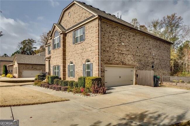 Photo - 2216 Golden Eagle Dr