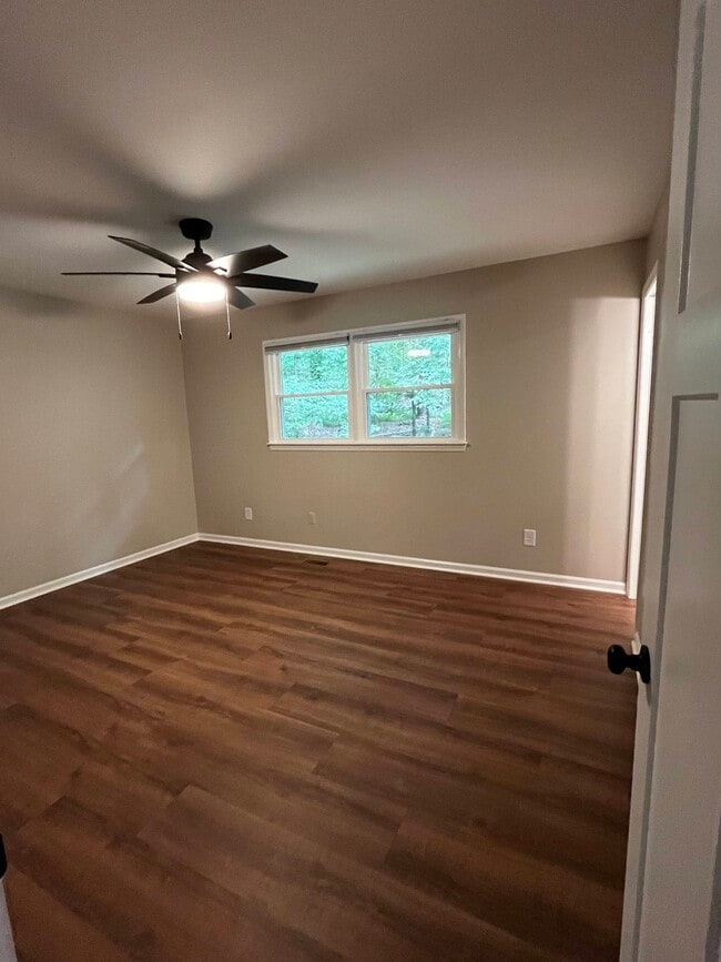 Photo - 5620 Blue Spruce Dr