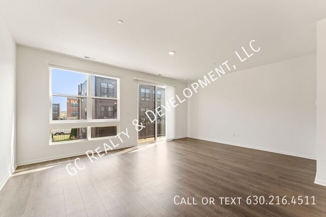 Photo - 2239 Parkside Dr