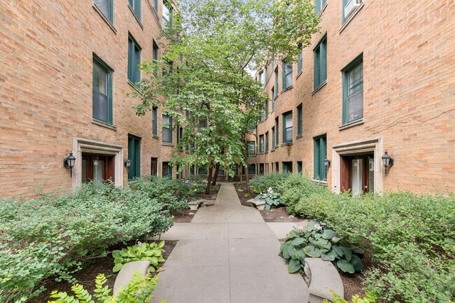 Photo - 7740 N Eastlake Ter